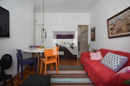 Apartamento à venda com 100m², 3 quartos e 1 vagaSala