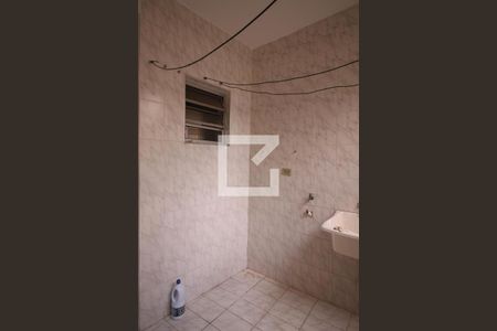 Casa para alugar com 60m², 1 quarto e sem vagaÁrea de Serviço