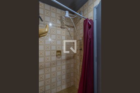 Banheiro de apartamento à venda com 1 quarto, 25m² em Partenon, Porto Alegre