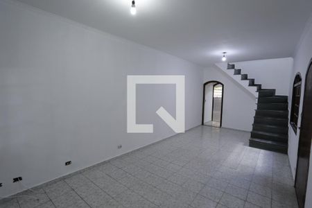 Sala de casa para alugar com 4 quartos, 150m² em Cangaiba, São Paulo
