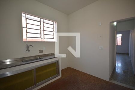 Casa para alugar com 80m², 3 quartos e 2 vagasCozinha