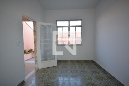 Sala de casa para alugar com 3 quartos, 80m² em Bento Ribeiro, Rio de Janeiro