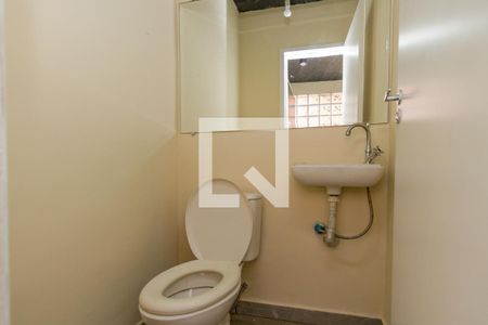 Casa à venda com 100m², 2 quartos e 2 vagasBanheiro de Serviço