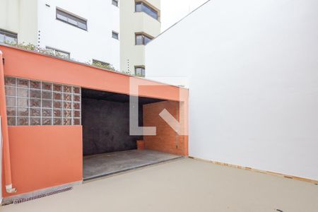 Casa à venda com 100m², 2 quartos e 2 vagasQuintal