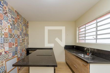 Casa à venda com 100m², 2 quartos e 2 vagasCozinha