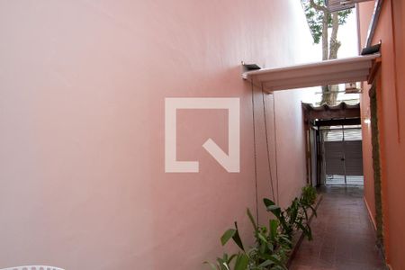 Casa à venda com 100m², 2 quartos e 2 vagasCorredor Lateral