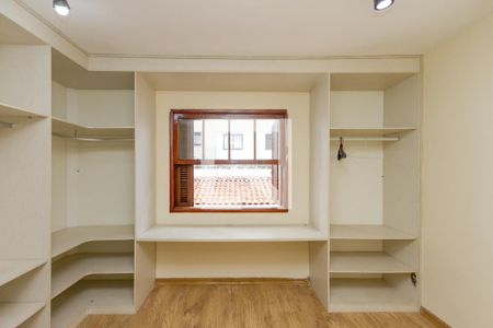 Casa à venda com 100m², 2 quartos e 2 vagasQuarto 2