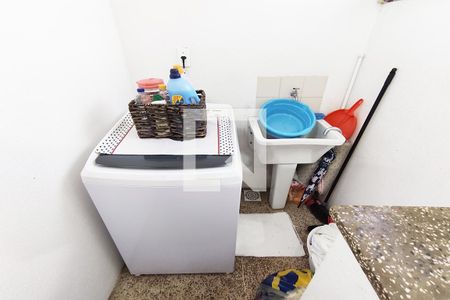 Apartamento à venda com 50m², 2 quartos e sem vagaCozinha e Área de Serviço