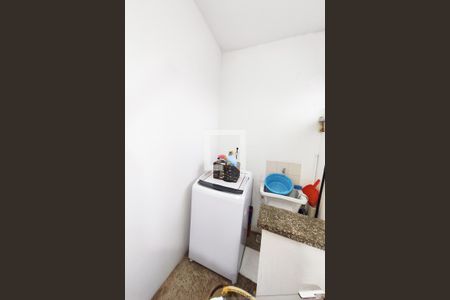 Apartamento à venda com 50m², 2 quartos e sem vagaCozinha e Área de Serviço