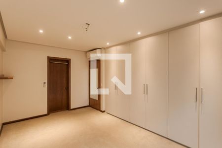 Apartamento à venda com 273m², 3 quartos e 2 vagas Apartamento à venda com 273m², 3 quartos e 2 vagasSuíte 1