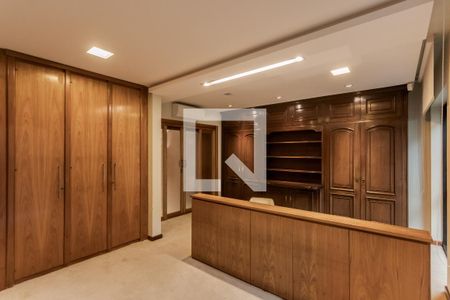 Apartamento à venda com 273m², 3 quartos e 2 vagas Apartamento à venda com 273m², 3 quartos e 2 vagasQuarto