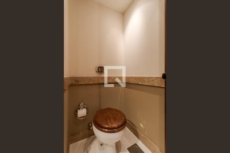 Apartamento à venda com 273m², 3 quartos e 2 vagas Apartamento à venda com 273m², 3 quartos e 2 vagasLavabo