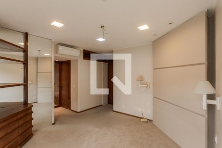 Apartamento à venda com 273m², 3 quartos e 2 vagas Apartamento à venda com 273m², 3 quartos e 2 vagasSuíte 2