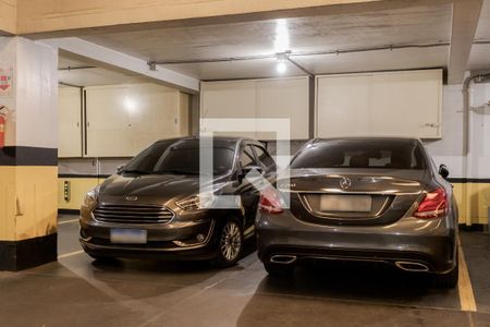 Apartamento à venda com 273m², 3 quartos e 2 vagas Apartamento à venda com 273m², 3 quartos e 2 vagasGaragem