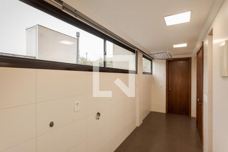 Apartamento à venda com 273m², 3 quartos e 2 vagas Apartamento à venda com 273m², 3 quartos e 2 vagasÁrea de Serviço