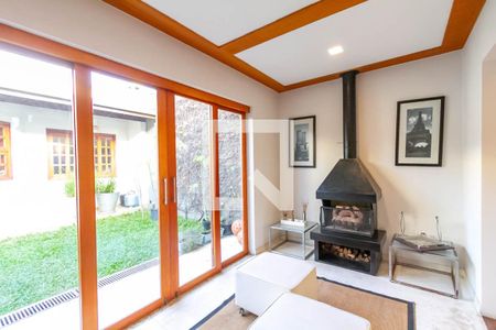 Casa à venda com 380m², 4 quartos e 5 vagasSala de Lareira