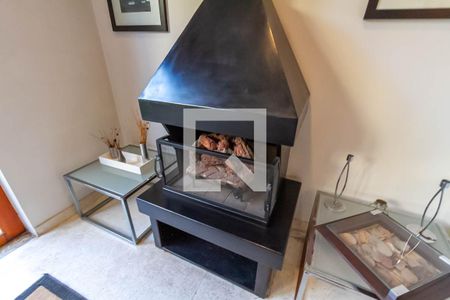 Casa à venda com 380m², 4 quartos e 5 vagasSala de Lareira