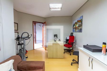 Casa à venda com 380m², 4 quartos e 5 vagasEscritório