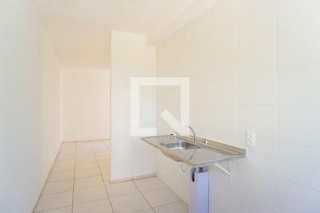 Apartamento para alugar com 43m², 2 quartos e sem vaga Apartamento para alugar com 43m², 2 quartos e sem vagaCozinha e Área de Serviço
