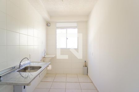 Apartamento para alugar com 43m², 2 quartos e sem vaga Apartamento para alugar com 43m², 2 quartos e sem vagaCozinha e Área de Serviço
