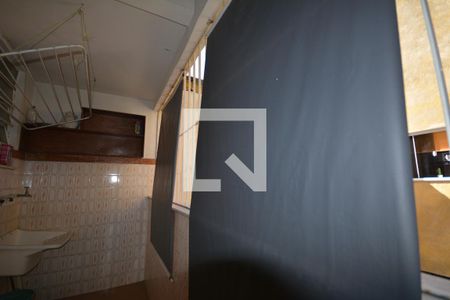 Apartamento para alugar com 80m², 2 quartos e 1 vagaÁrea de Serviço