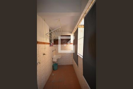 Apartamento para alugar com 80m², 2 quartos e 1 vagaÁrea de Serviço