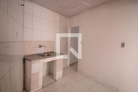 Sala/Cozinha de casa para alugar com 2 quartos, 55m² em Vila Souza, São Paulo