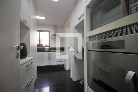 Apartamento à venda com 200m², 4 quartos e 4 vagasCozinha