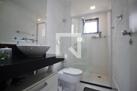 Apartamento à venda com 200m², 4 quartos e 4 vagasBanheiro