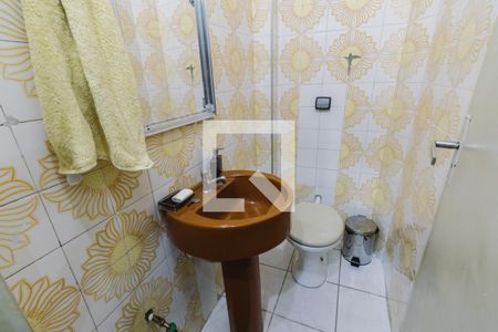 Apartamento à venda com 120m², 3 quartos e sem vaga Apartamento à venda com 120m², 3 quartos e sem vagaLavabo
