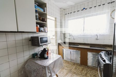 Apartamento à venda com 120m², 3 quartos e sem vaga Apartamento à venda com 120m², 3 quartos e sem vagaCozinha