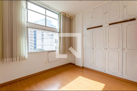 Quarto 1 de apartamento à venda com 2 quartos, 97m² em Santa Rosa, Niterói