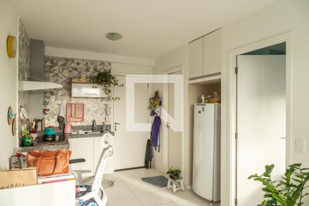 Sala de kitnet/studio para alugar com 1 quarto, 32m² em Jardim Santa Terezinha (zona Leste), São Paulo