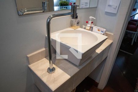 Apartamento à venda com 172m², 4 quartos e 2 vagasLavabo