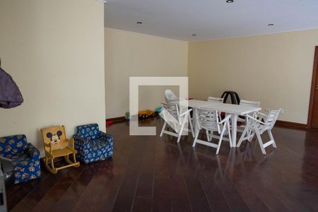 Apartamento à venda com 172m², 4 quartos e 2 vagasBrinquedote