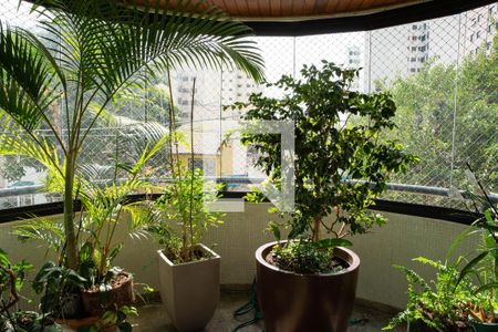 Sacada de apartamento à venda com 4 quartos, 172m² em Perdizes, São Paulo