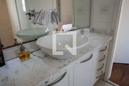 Apartamento à venda com 172m², 4 quartos e 2 vagasBanheiro da Suíte 2