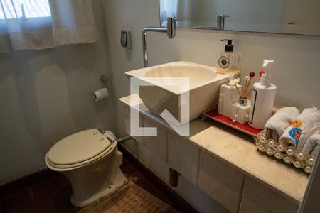 Apartamento à venda com 172m², 4 quartos e 2 vagasLavabo