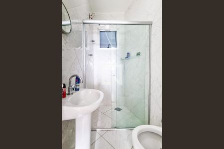 Casa à venda com 330m², 5 quartos e 5 vagas Casa à venda com 330m², 5 quartos e 5 vagasBanheiro Social