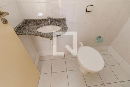 Lavabo de casa de condomínio para alugar com 3 quartos, 51m² em Boqueirão , Curitiba