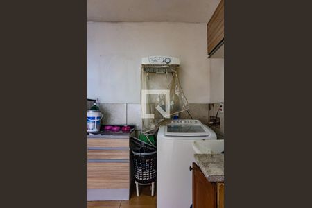 Casa à venda com 99m², 3 quartos e 1 vagaÁrea de Serviço