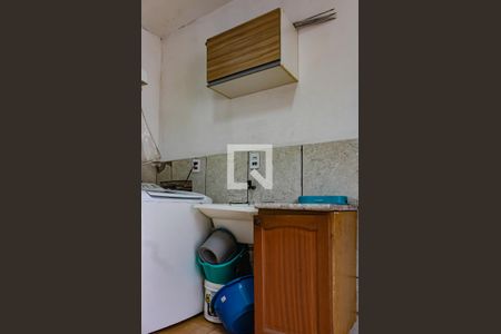 Casa à venda com 99m², 3 quartos e 1 vagaÁrea de Serviço