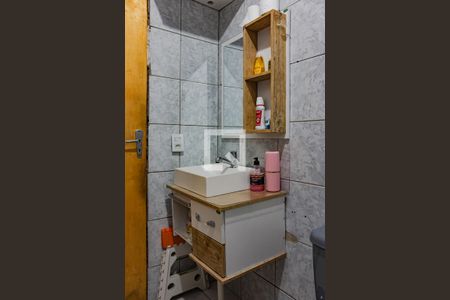 Casa à venda com 99m², 3 quartos e 1 vagaBanheiro