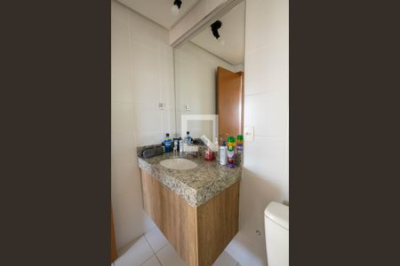Apartamento para alugar com 58m², 2 quartos e 1 vagaBanheiro