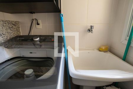 Apartamento para alugar com 58m², 2 quartos e 1 vagaCozinha e Área de Serviço