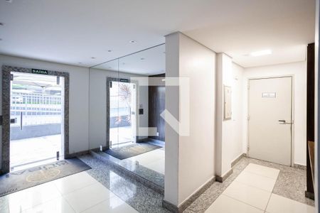 Apartamento para alugar com 46m², 2 quartos e 1 vaga Apartamento para alugar com 46m², 2 quartos e 1 vagaEntrada
