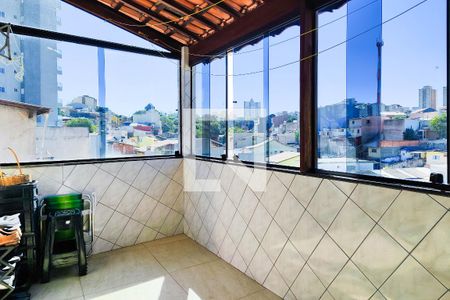 Casa para alugar com 353m², 4 quartos e 4 vagas Casa para alugar com 353m², 4 quartos e 4 vagasÁrea de Serviço