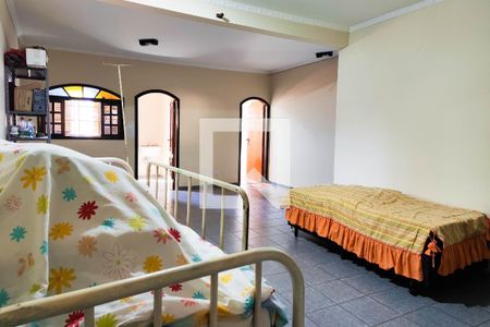 Casa para alugar com 353m², 4 quartos e 4 vagas Casa para alugar com 353m², 4 quartos e 4 vagasEdícula