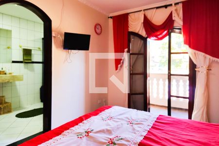Casa para alugar com 353m², 4 quartos e 4 vagas Casa para alugar com 353m², 4 quartos e 4 vagasSuíte