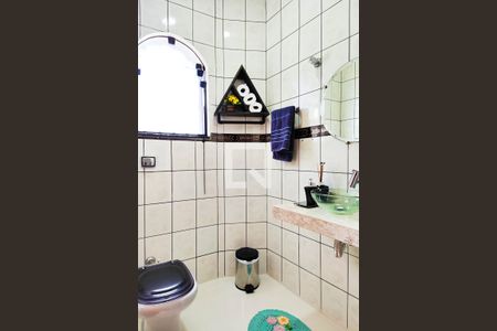 Casa para alugar com 353m², 4 quartos e 4 vagas Casa para alugar com 353m², 4 quartos e 4 vagasLavabo